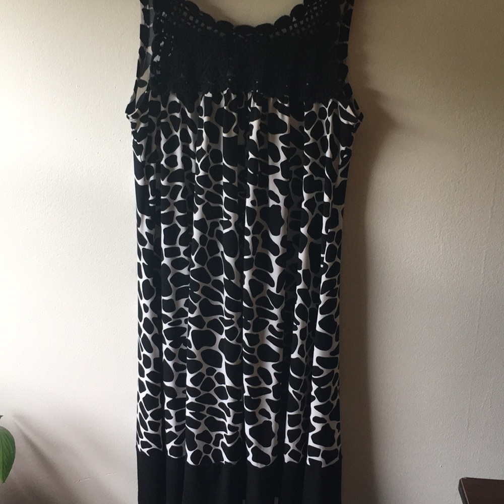 Vintage Black and White Swing Dress w/Lace Top